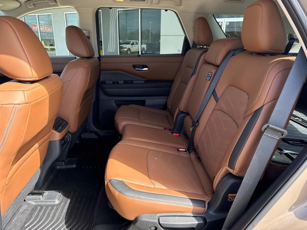 used 2025 Nissan Pathfinder car, priced at $46,619