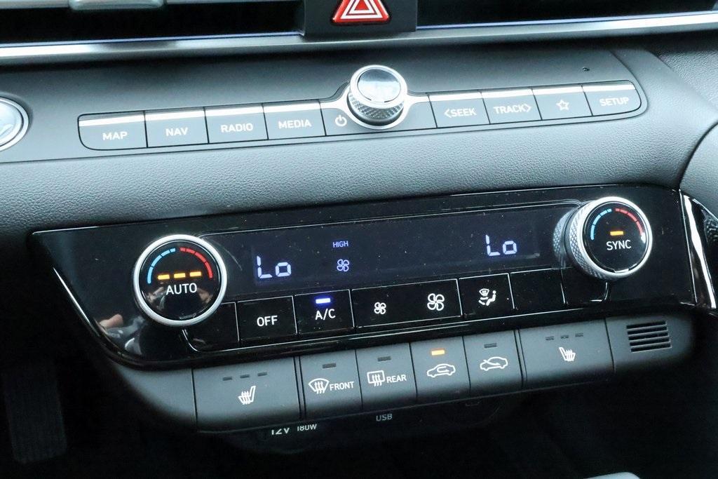 new 2025 Hyundai Elantra car, priced at $25,642