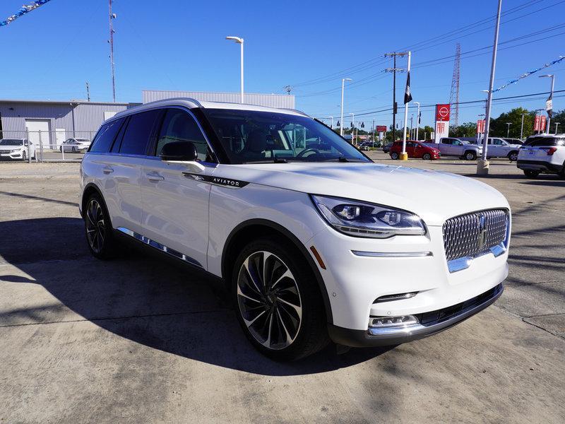 used 2022 Lincoln Aviator car, priced at $37,518