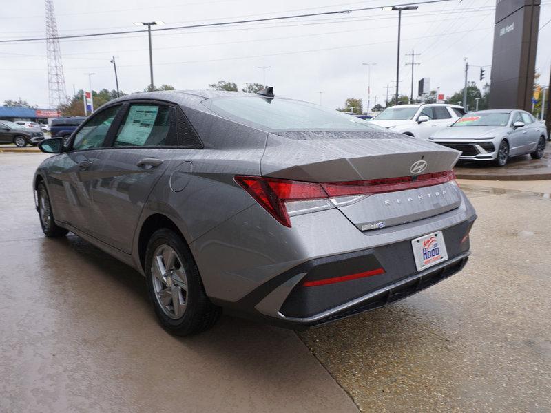 new 2024 Hyundai Elantra car, priced at $21,600