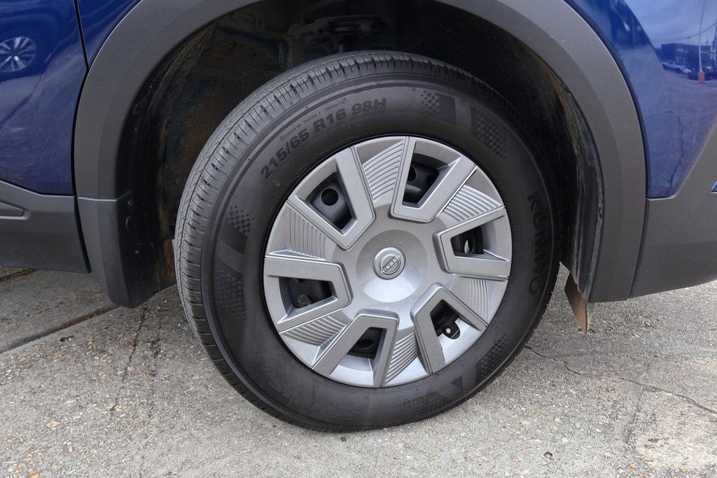 used 2025 Nissan Kicks car, priced at $20,981