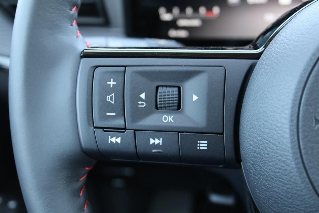 new 2025 Nissan Kicks car, priced at $26,685