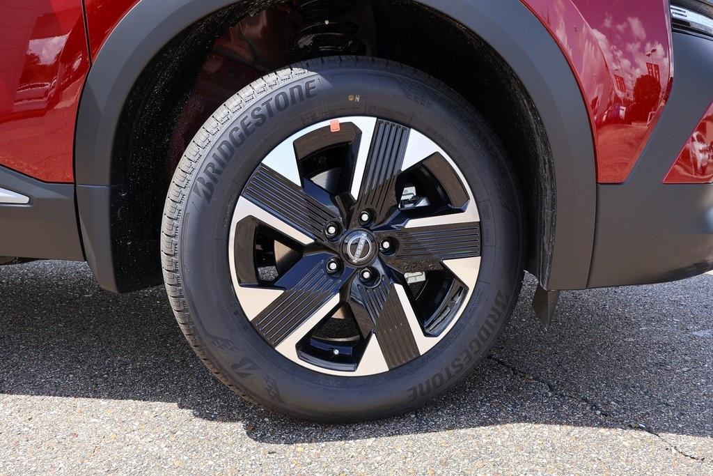 new 2025 Nissan Kicks car, priced at $27,357