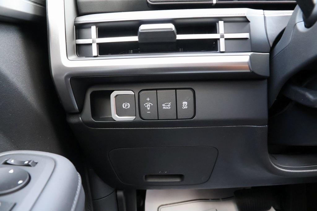 new 2026 Hyundai SANTA FE HEV car, priced at $35,935