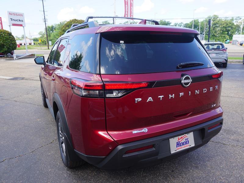 new 2024 Nissan Pathfinder car, priced at $39,901