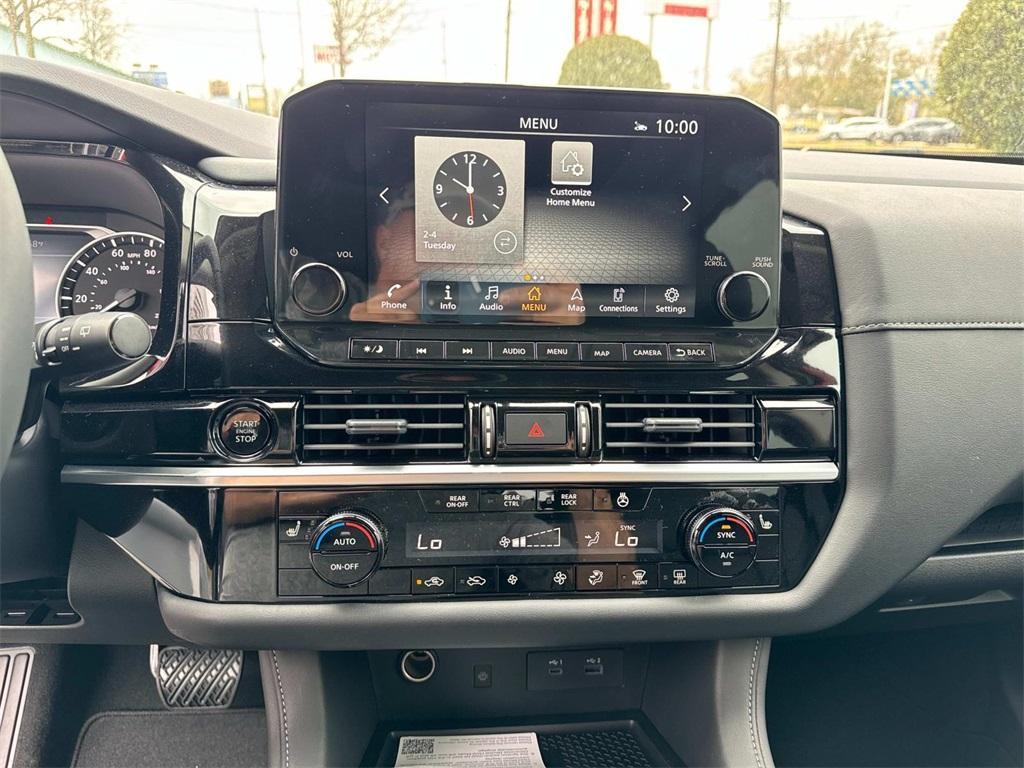 new 2025 Nissan Pathfinder car, priced at $45,137