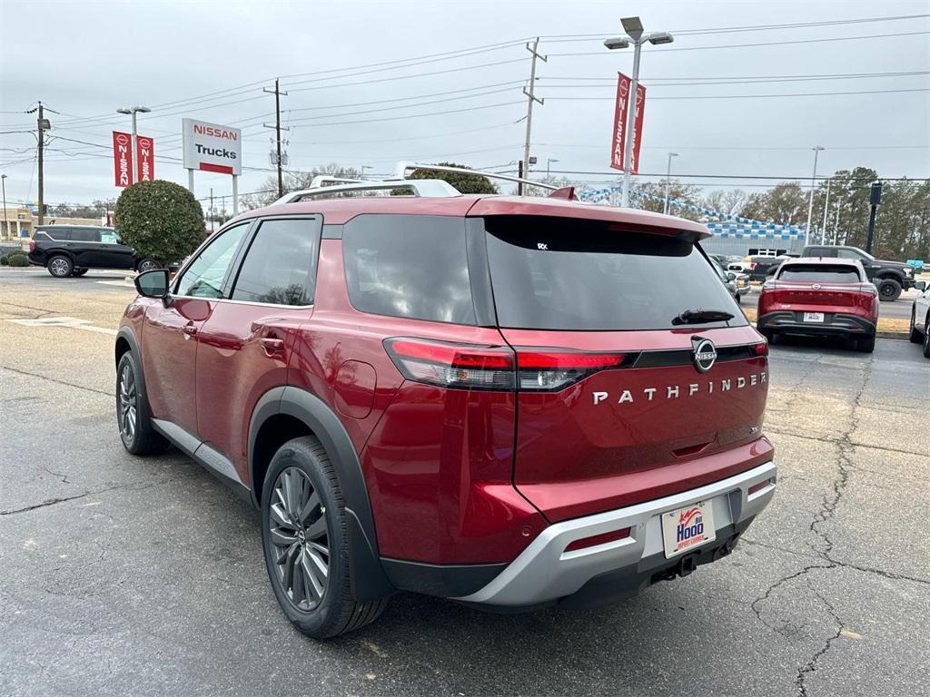 new 2025 Nissan Pathfinder car, priced at $45,137