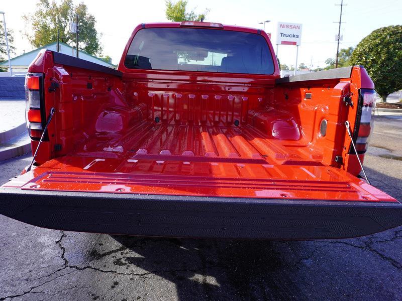 new 2025 Nissan Frontier car