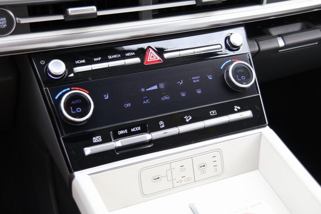 new 2025 Hyundai Santa Fe car, priced at $37,404