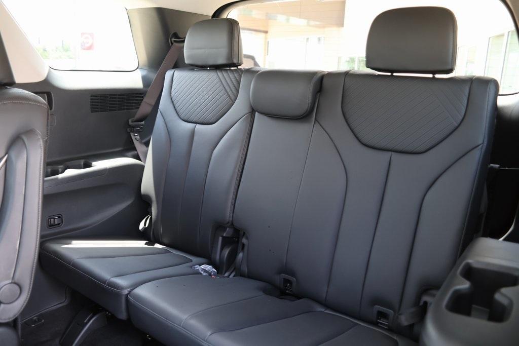 new 2025 Hyundai Palisade car, priced at $43,296