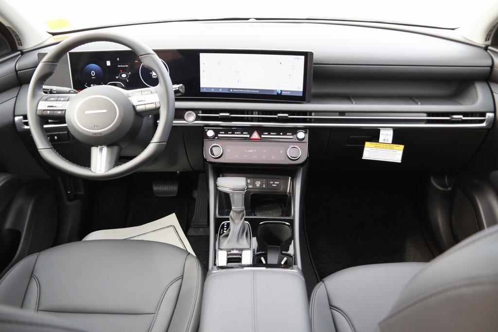 new 2025 Hyundai Tucson car, priced at $34,552