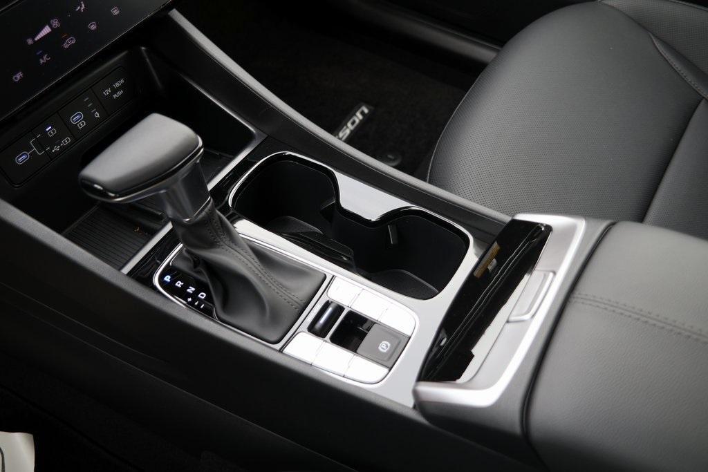 new 2025 Hyundai Tucson car, priced at $34,552