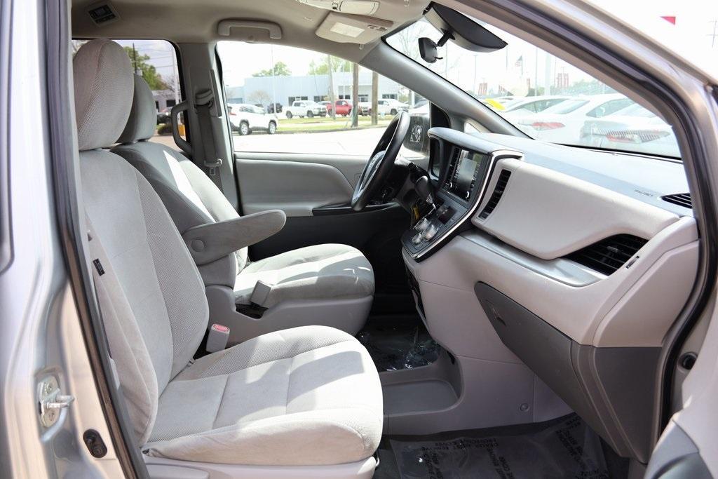 used 2019 Toyota Sienna car, priced at $20,822