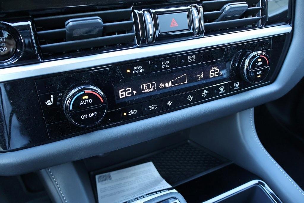 new 2025 Nissan Pathfinder car, priced at $33,821