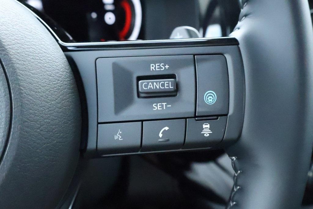 new 2025 Nissan Pathfinder car, priced at $48,395