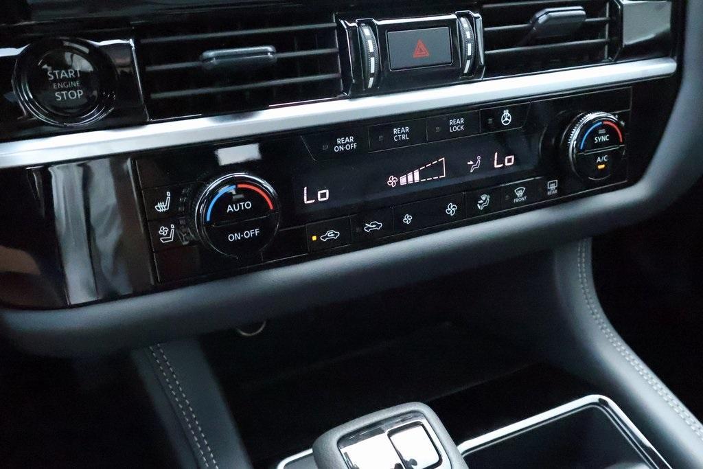 new 2025 Nissan Pathfinder car, priced at $48,395