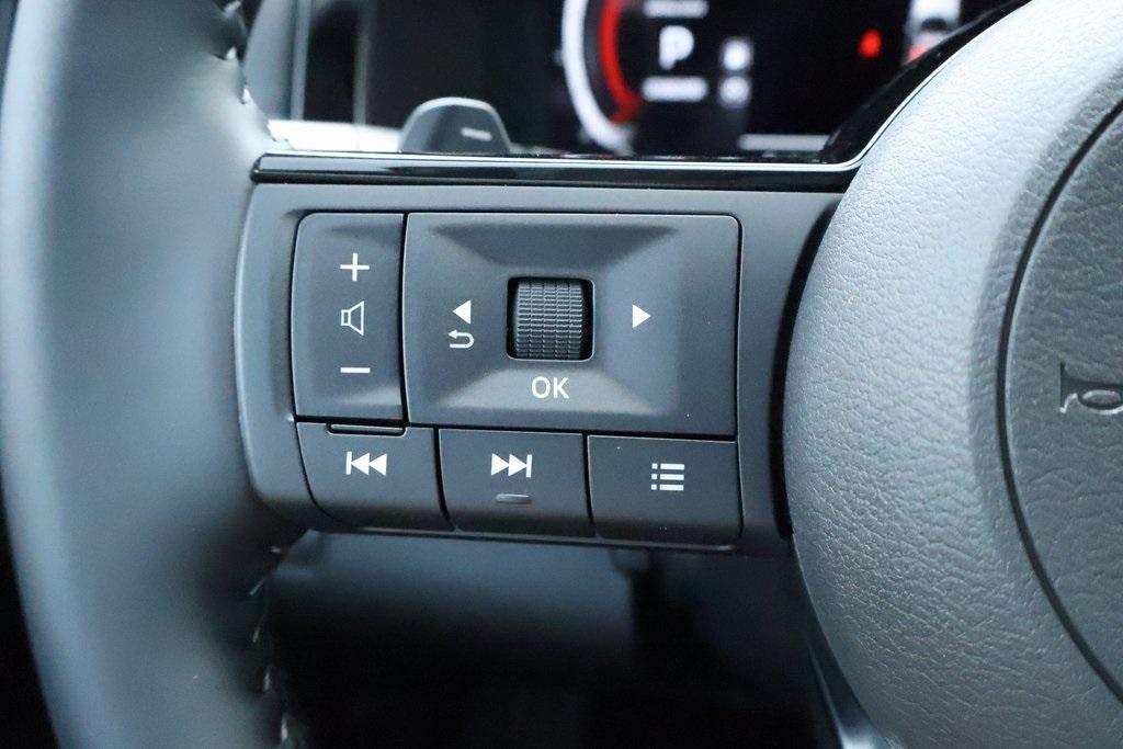 new 2025 Nissan Pathfinder car, priced at $48,395