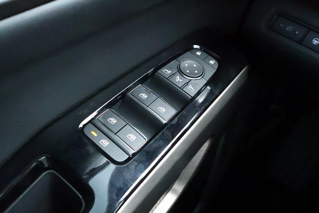 new 2025 Nissan Pathfinder car, priced at $48,395