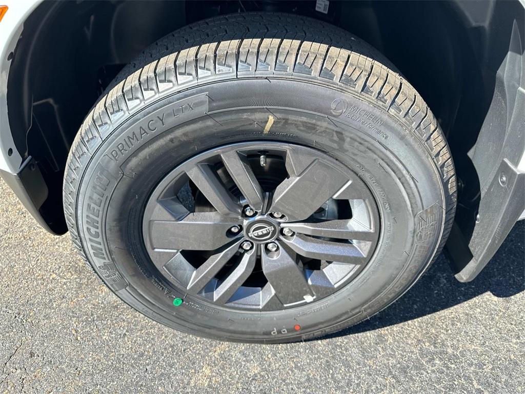 new 2025 Nissan Frontier car, priced at $34,933