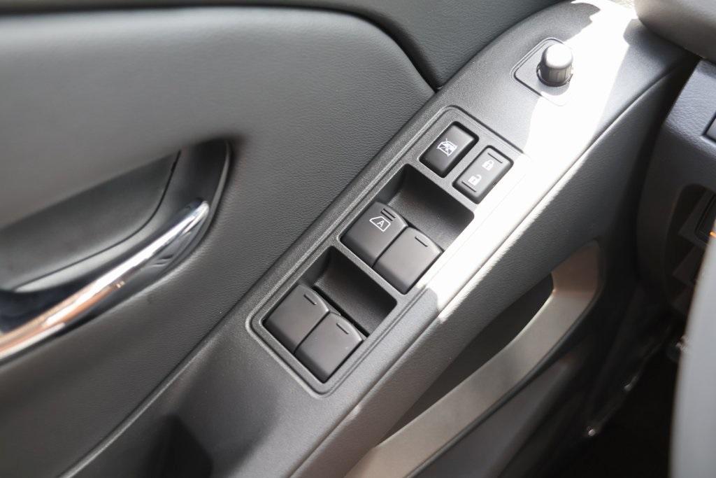 new 2025 Nissan Frontier car, priced at $34,579