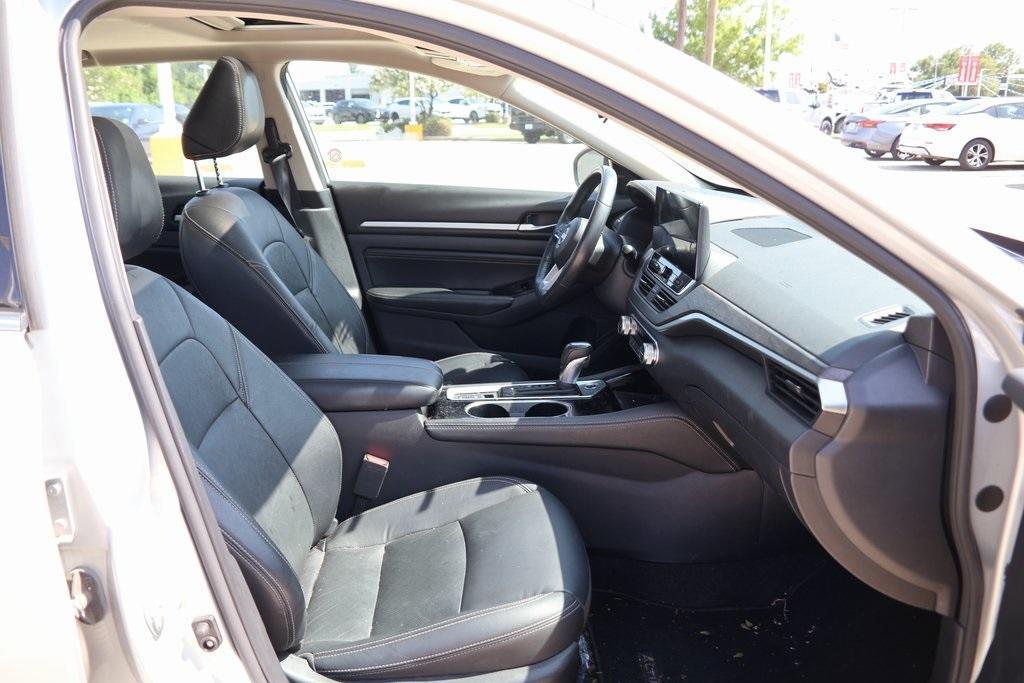 used 2023 Nissan Altima car, priced at $21,952