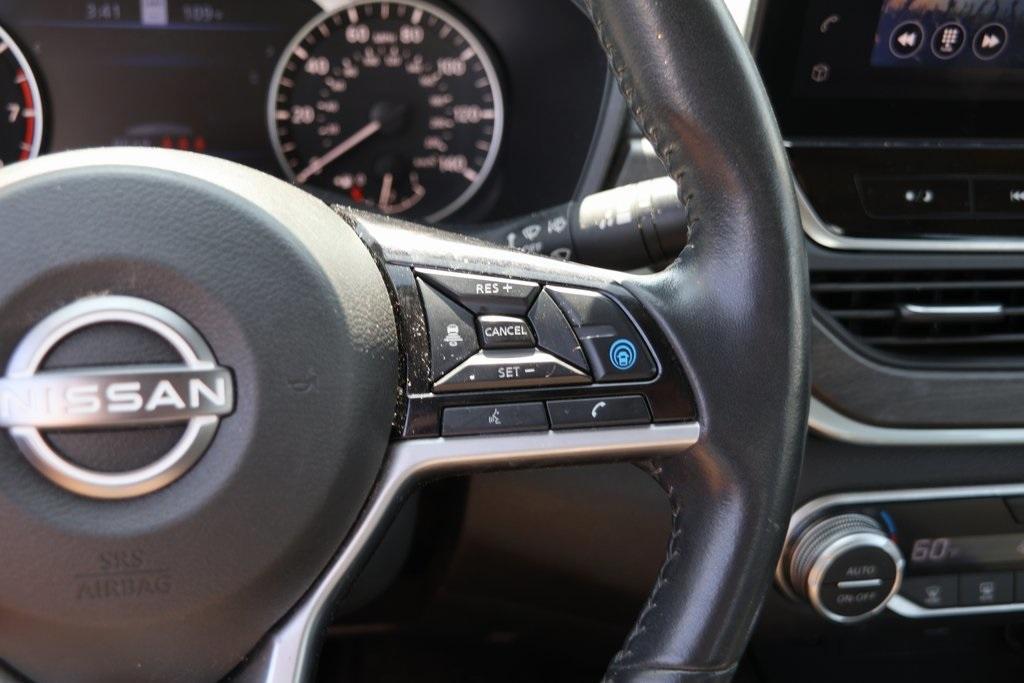 used 2023 Nissan Altima car, priced at $21,952