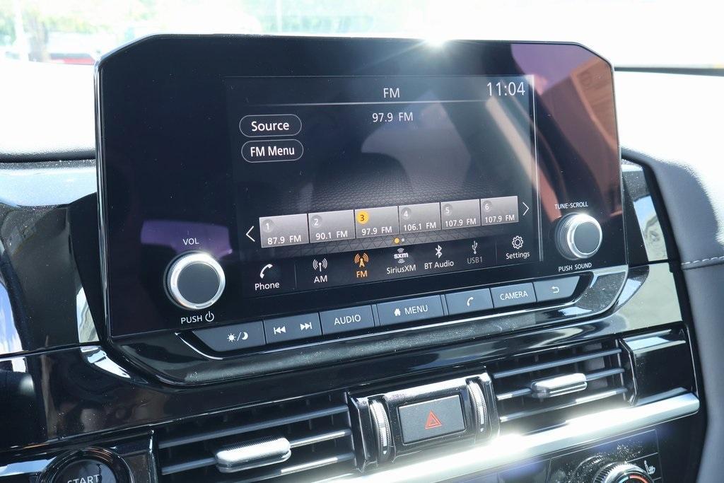 new 2025 Nissan Pathfinder car, priced at $32,941