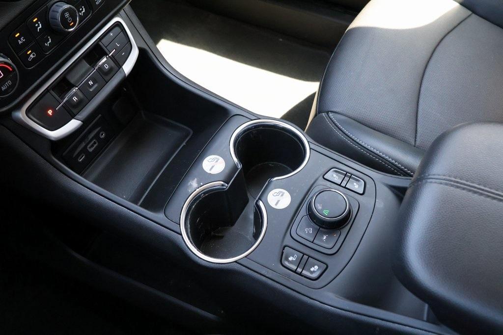 used 2024 GMC Terrain car, priced at $25,916