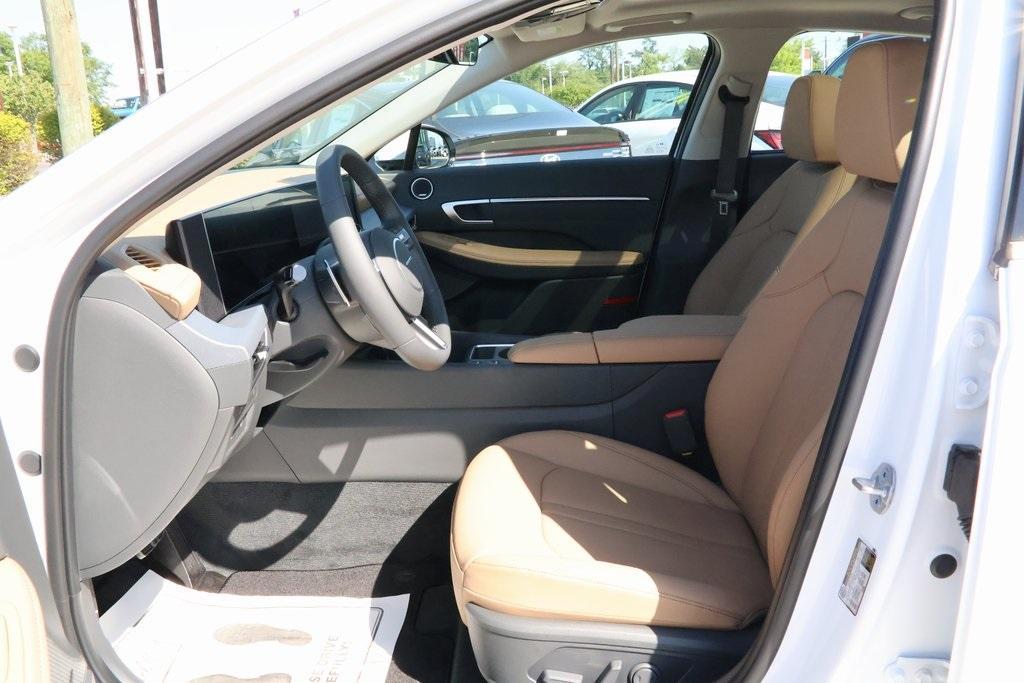 new 2025 Hyundai Sonata Hybrid car, priced at $38,785