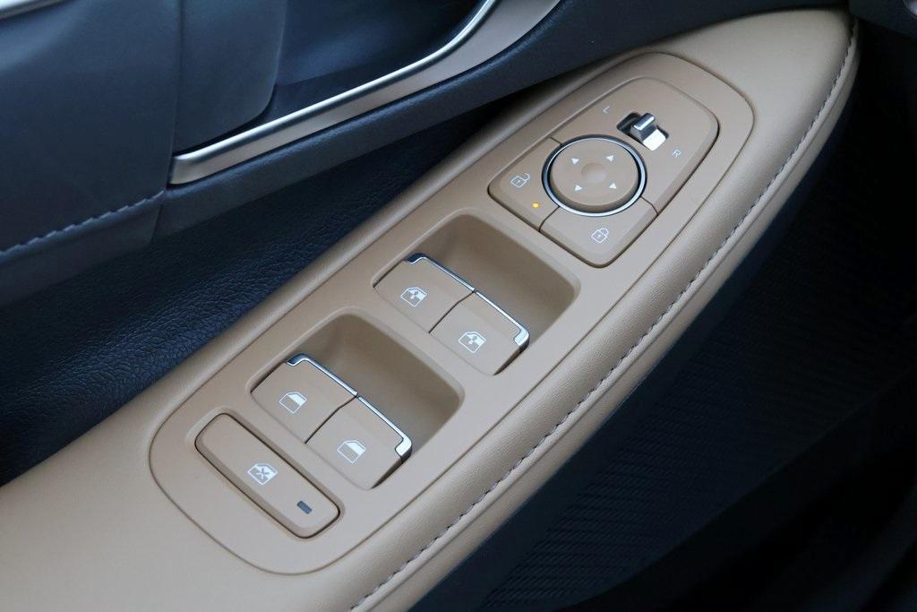 new 2025 Hyundai Sonata Hybrid car, priced at $38,785