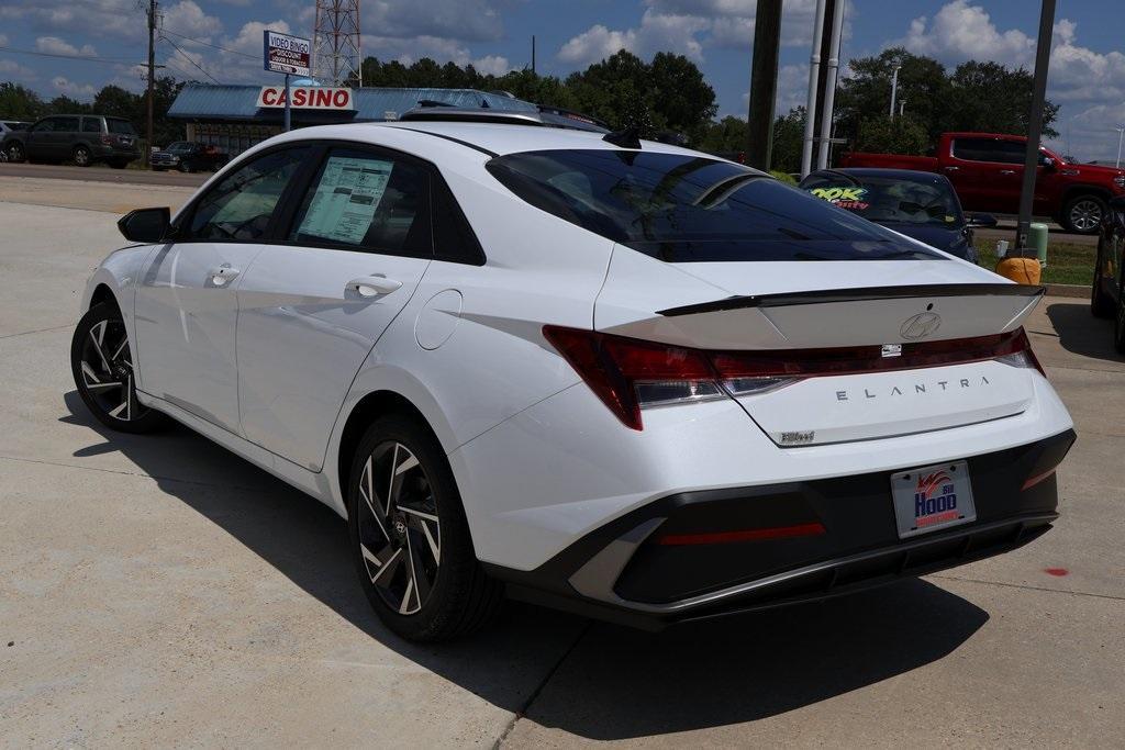 new 2025 Hyundai Elantra car, priced at $23,581