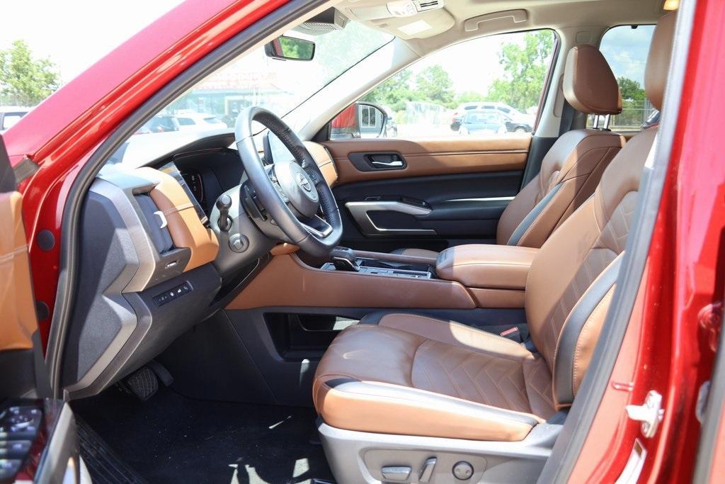 used 2023 Nissan Pathfinder car, priced at $39,855