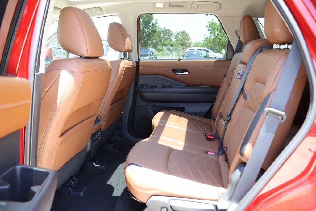 used 2023 Nissan Pathfinder car, priced at $39,855