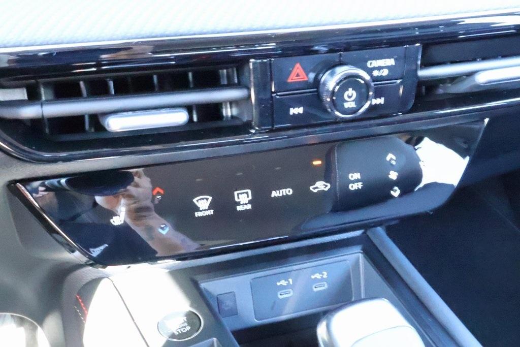 new 2026 Nissan Kicks car, priced at $29,472