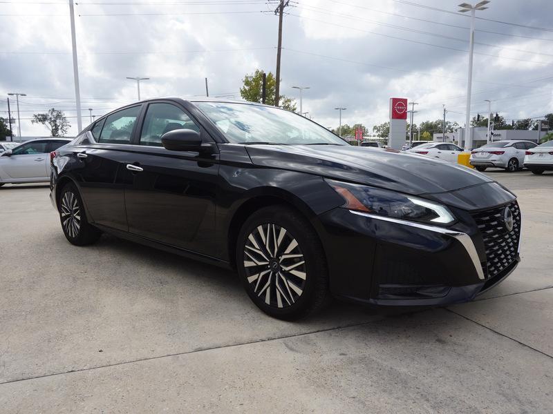 used 2024 Nissan Altima car, priced at $23,209