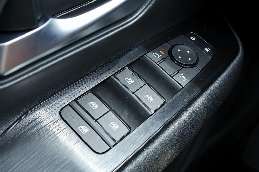 new 2025 Nissan Kicks car, priced at $25,746
