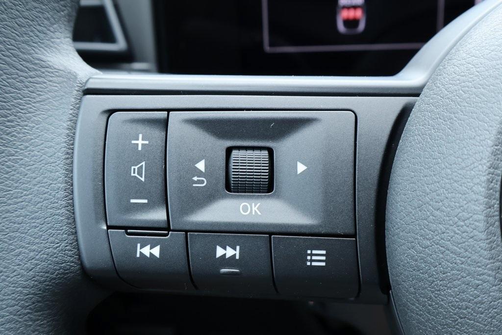 new 2025 Nissan Kicks car, priced at $25,746