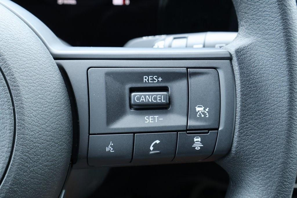 new 2025 Nissan Kicks car, priced at $25,746