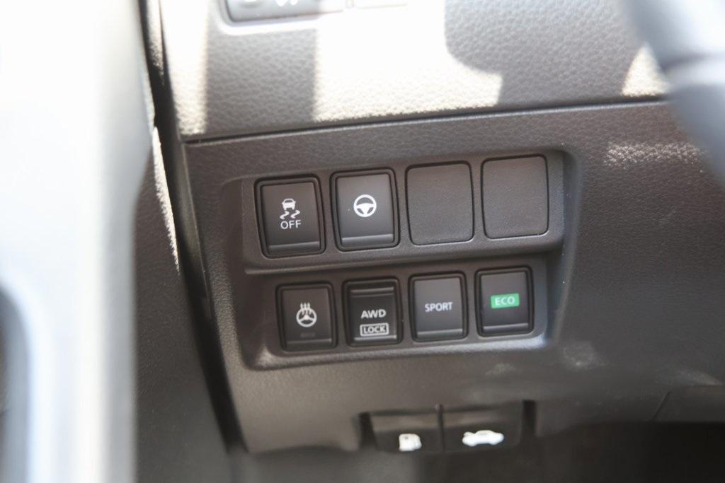 used 2022 Nissan Rogue Sport car, priced at $23,922