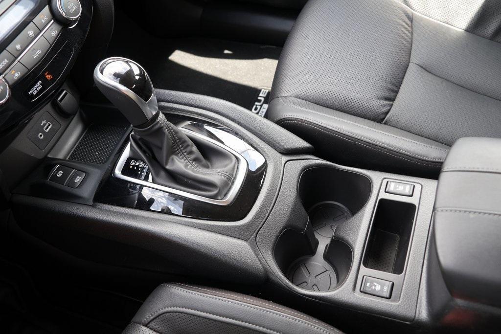 used 2022 Nissan Rogue Sport car, priced at $23,922