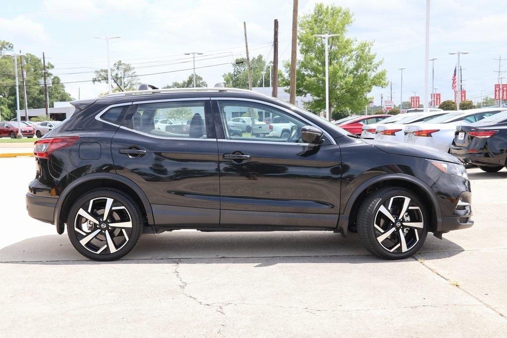 used 2022 Nissan Rogue Sport car, priced at $23,922