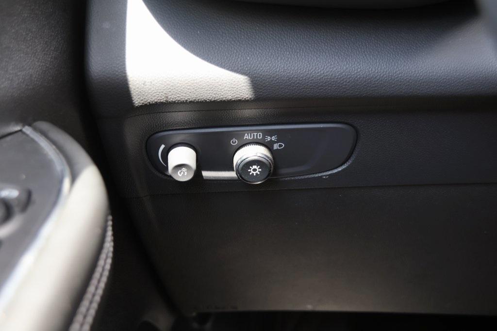 used 2023 Buick Envision car, priced at $23,887