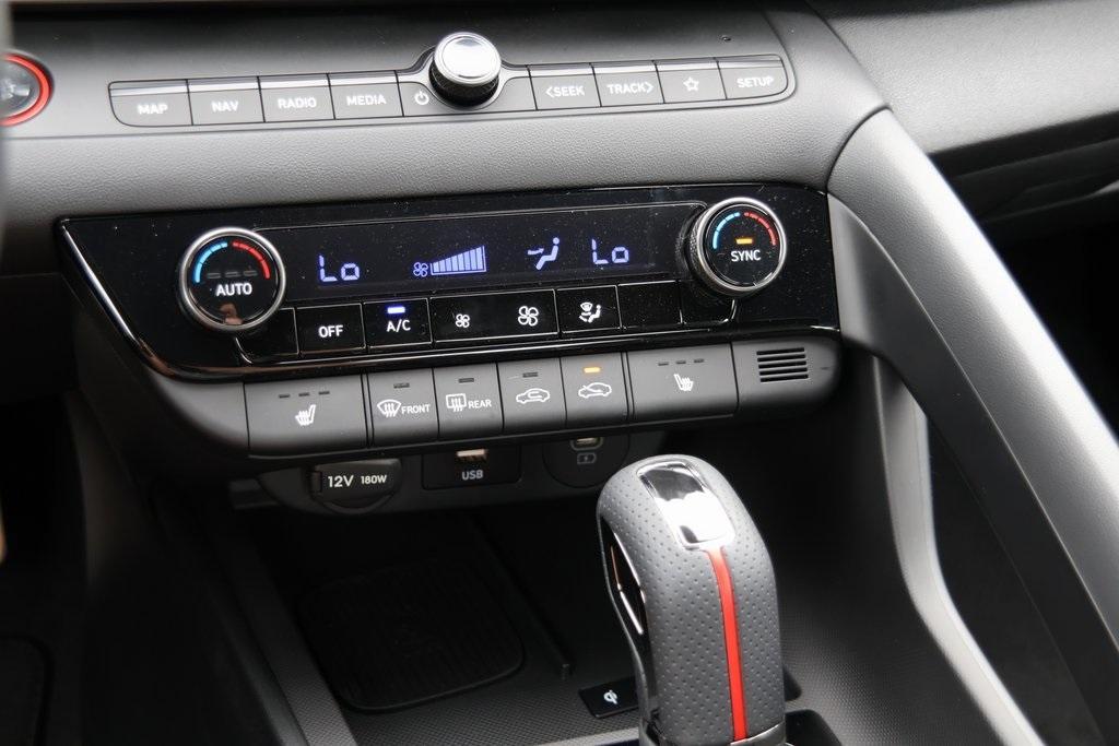 new 2025 Hyundai Elantra car, priced at $28,234