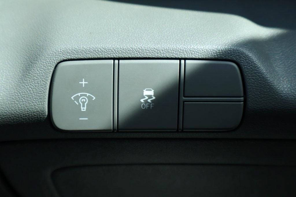 used 2024 Hyundai Elantra car, priced at $20,958