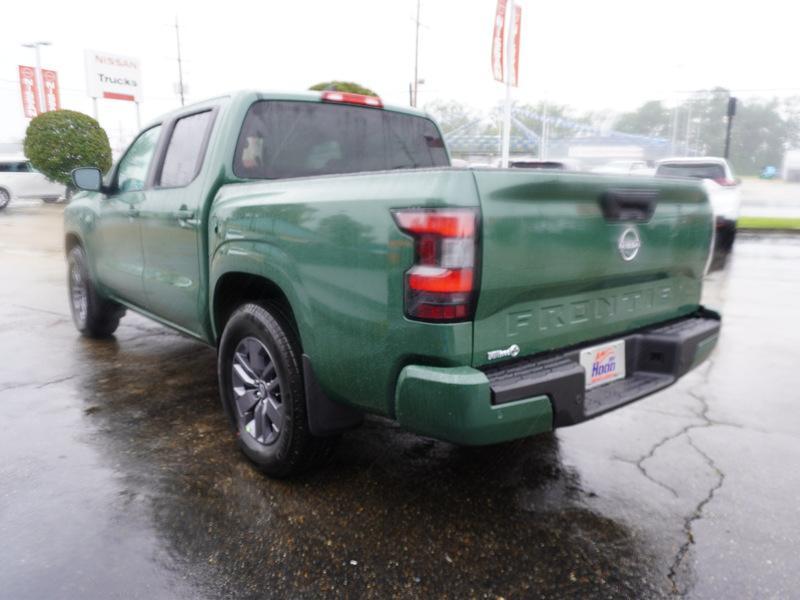 new 2025 Nissan Frontier car