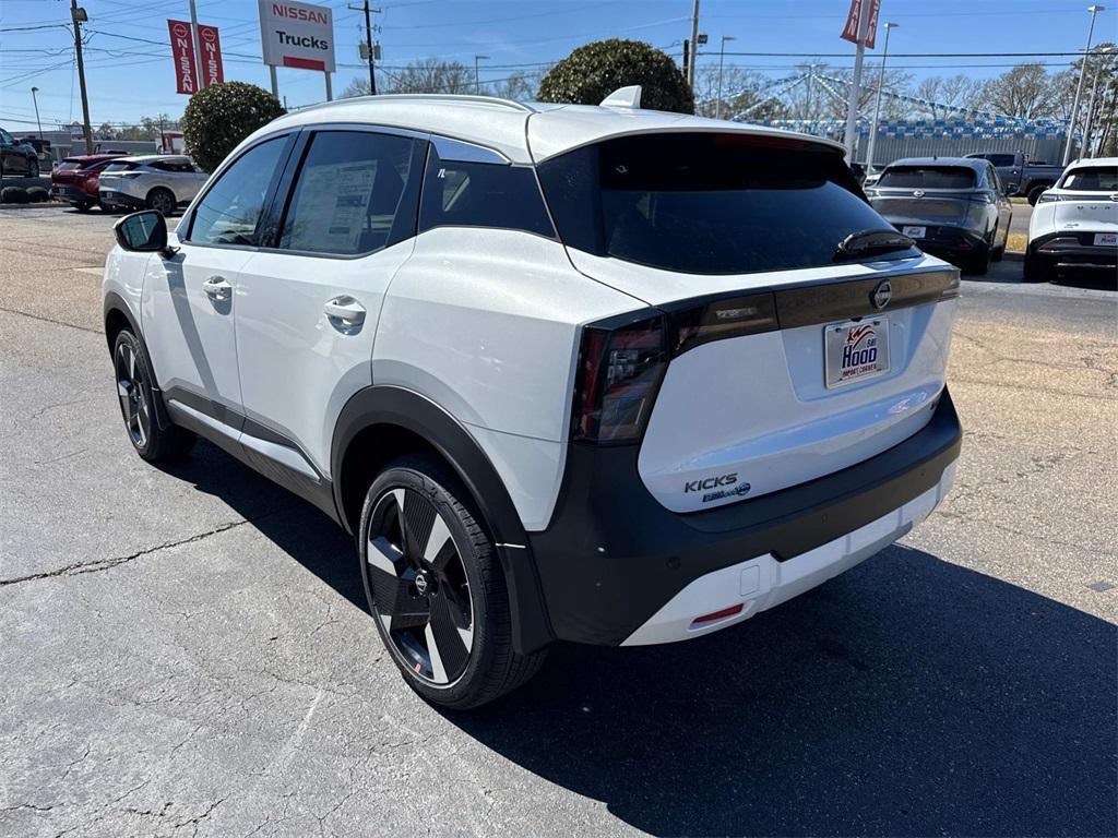 new 2025 Nissan Kicks car, priced at $28,520