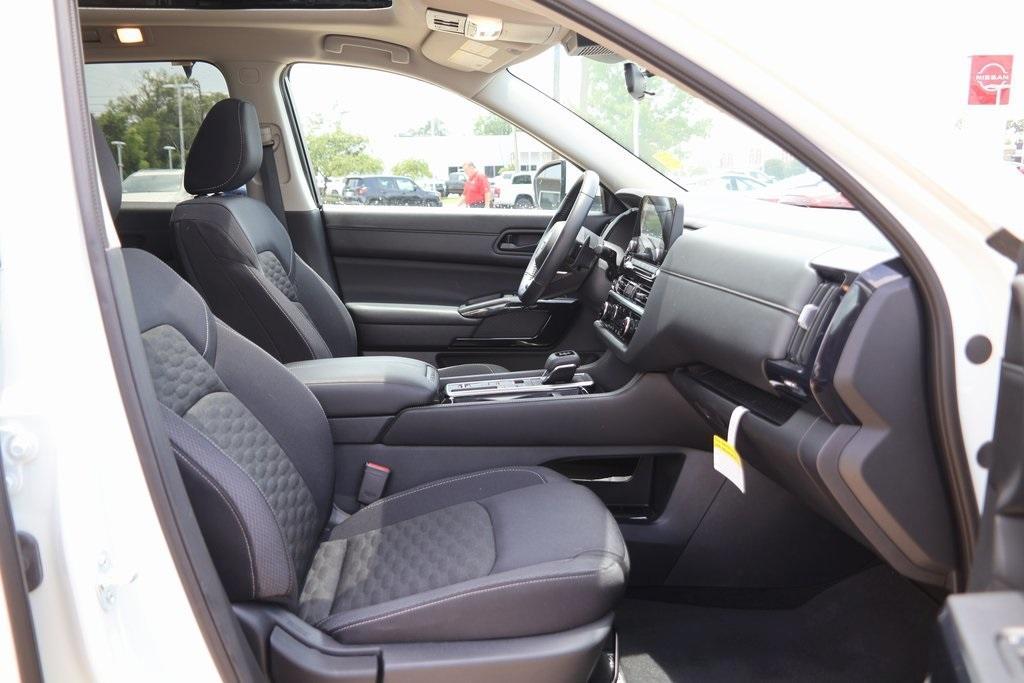 used 2024 Nissan Pathfinder car, priced at $33,925