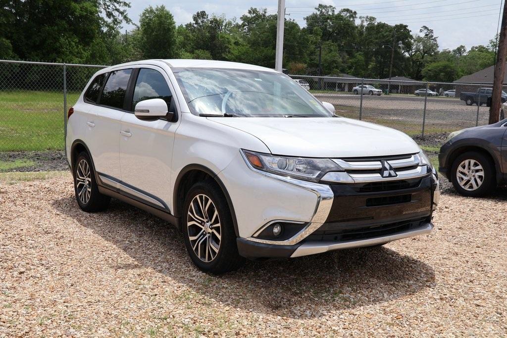 used 2018 Mitsubishi Outlander car
