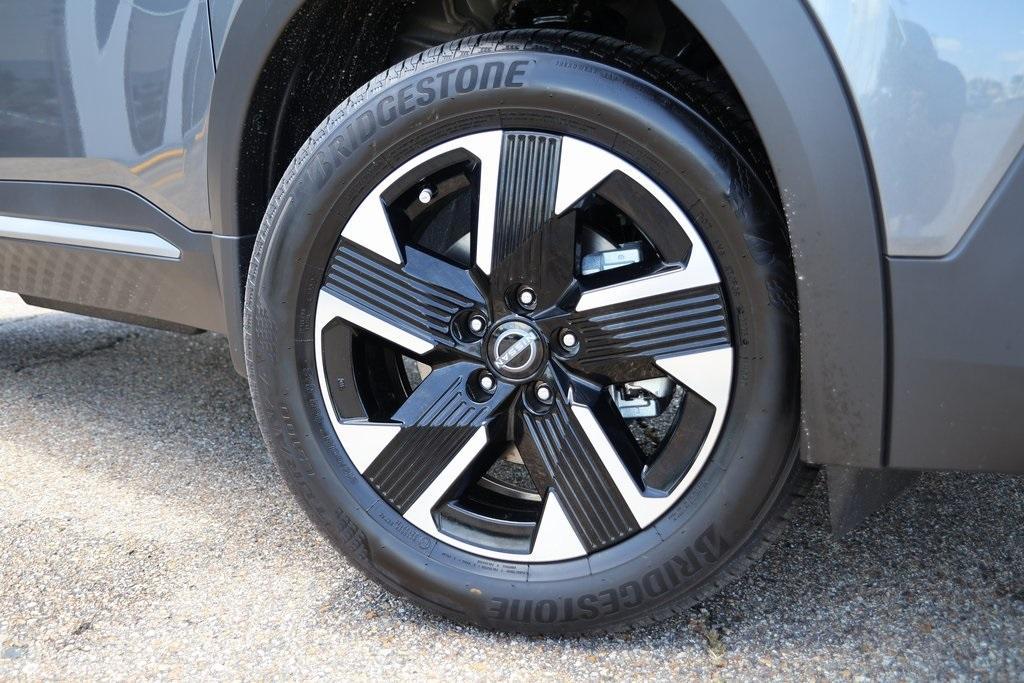 new 2025 Nissan Kicks car, priced at $25,795