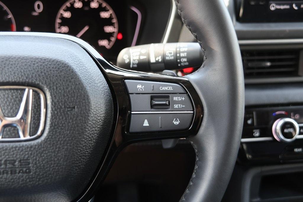 used 2024 Honda Pilot car, priced at $42,497